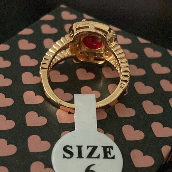 New fashion ring red ruby and gold size 6 - Picture 3 of 3